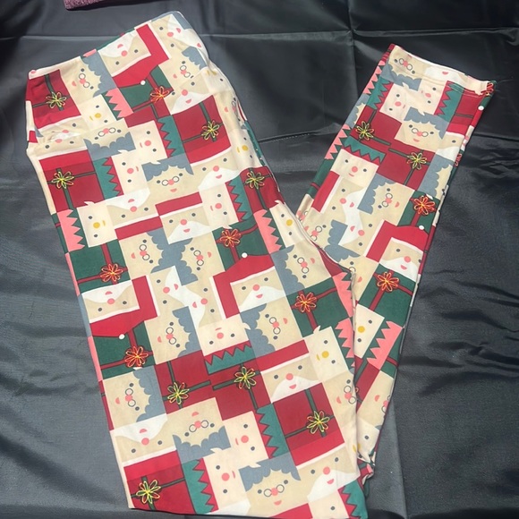 Santa’s Workshop Lularoe Leggings Tall & Curvy - Picture 1 of 1
